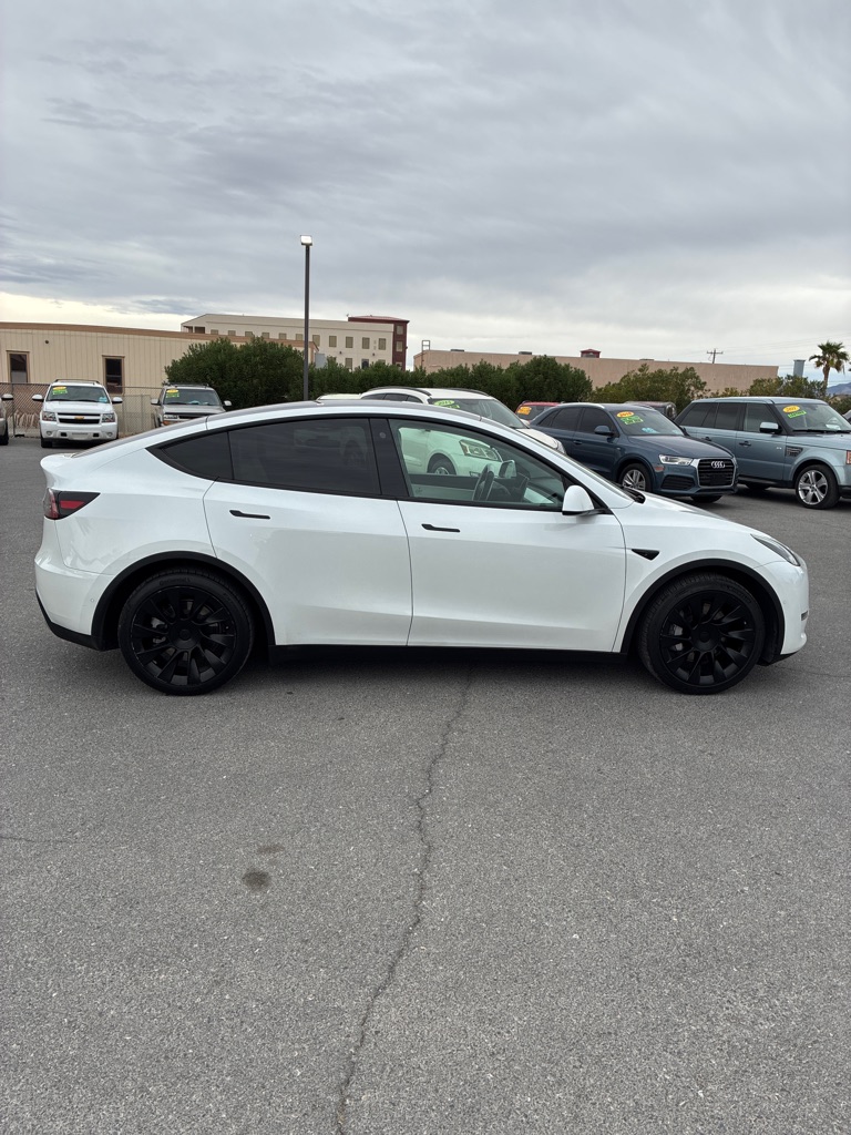 Photo 15 of this TESLA MODEL Y