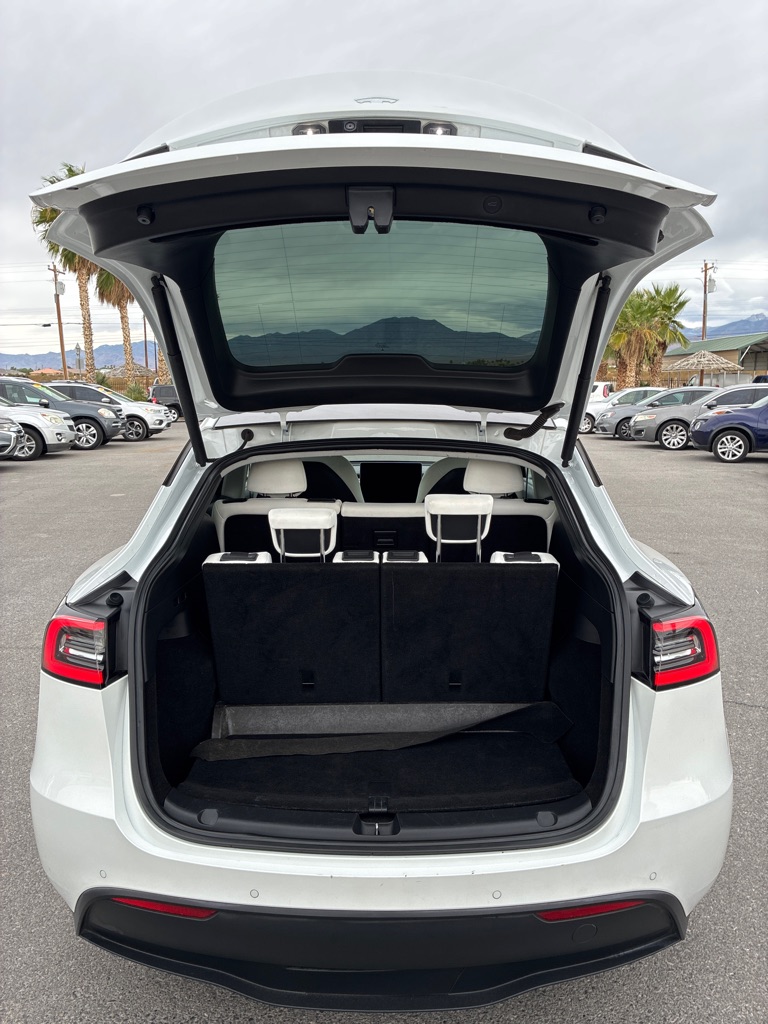Photo 6 of this TESLA MODEL Y
