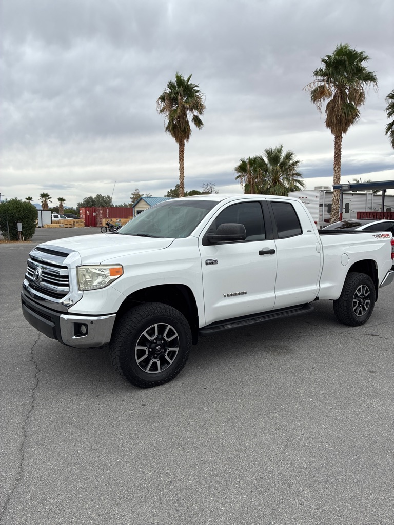 Photo 2 of this TOYOTA TUNDRA