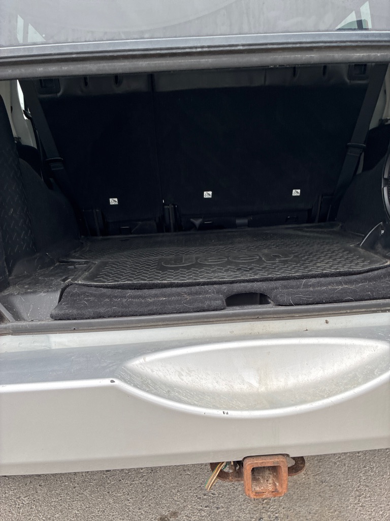 Photo 16 of this JEEP WRANGLER UNLIMI