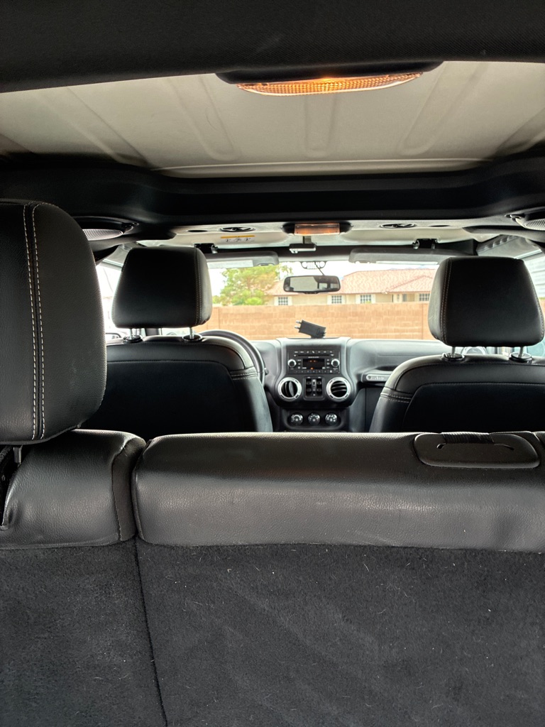 Photo 17 of this JEEP WRANGLER UNLIMI
