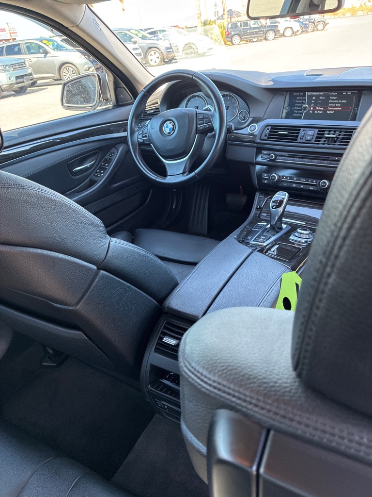 Photo 12 of this BMW 550