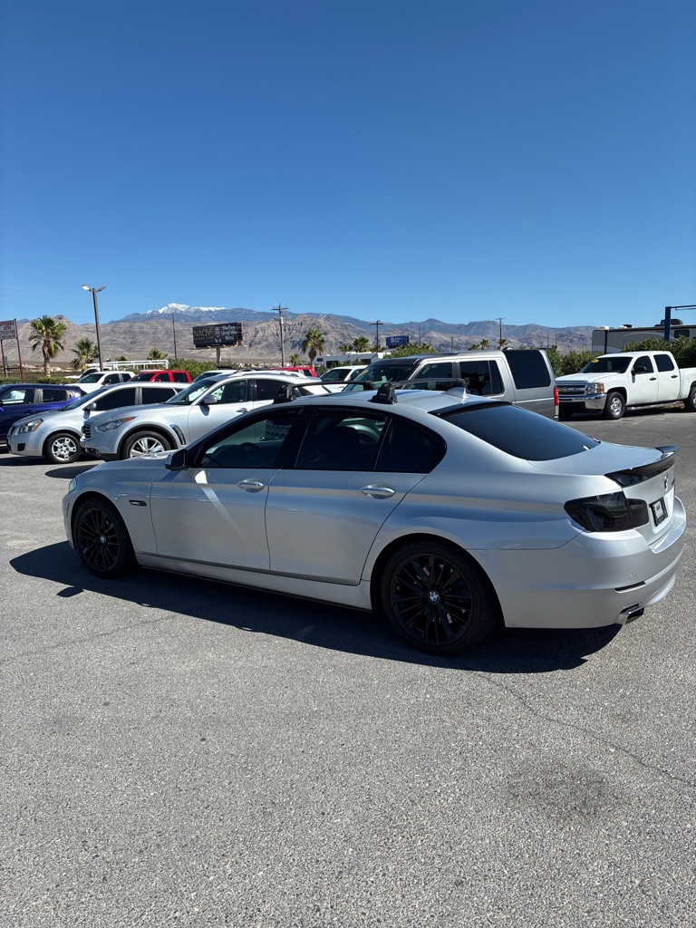 Photo 8 of this BMW 550