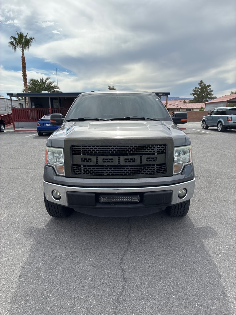 Photo 3 of this FORD F150