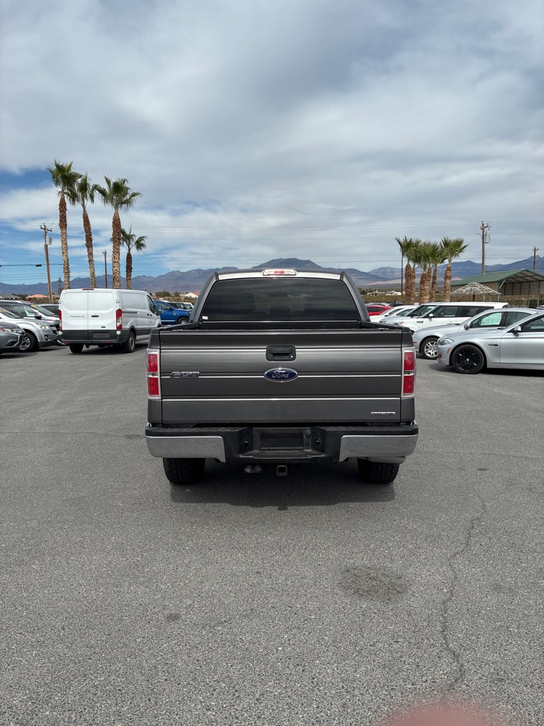 Photo 4 of this FORD F150