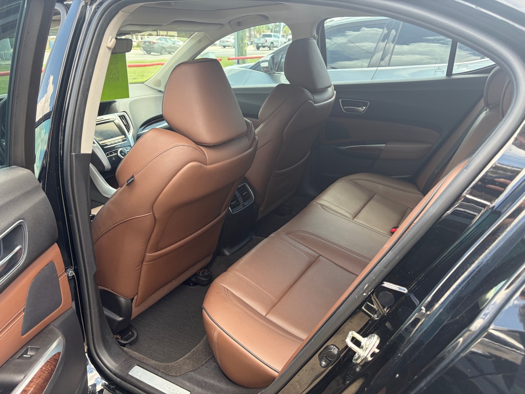 Photo 9 of this ACURA TLX