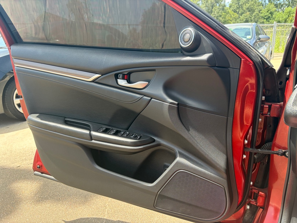 Photo 9 of this HONDA CIVIC