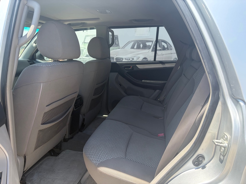 Photo 7 of this TOYOTA 4RUNNER