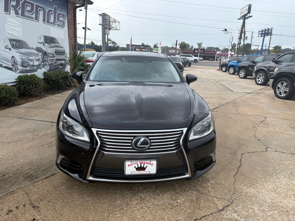 Photo 2 of this LEXUS LS