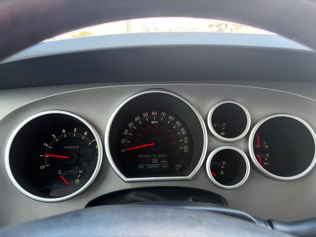 Photo 9 of this TOYOTA TUNDRA