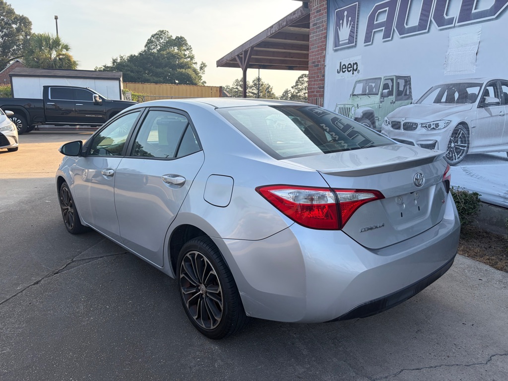 Photo 4 of this TOYOTA COROLLA