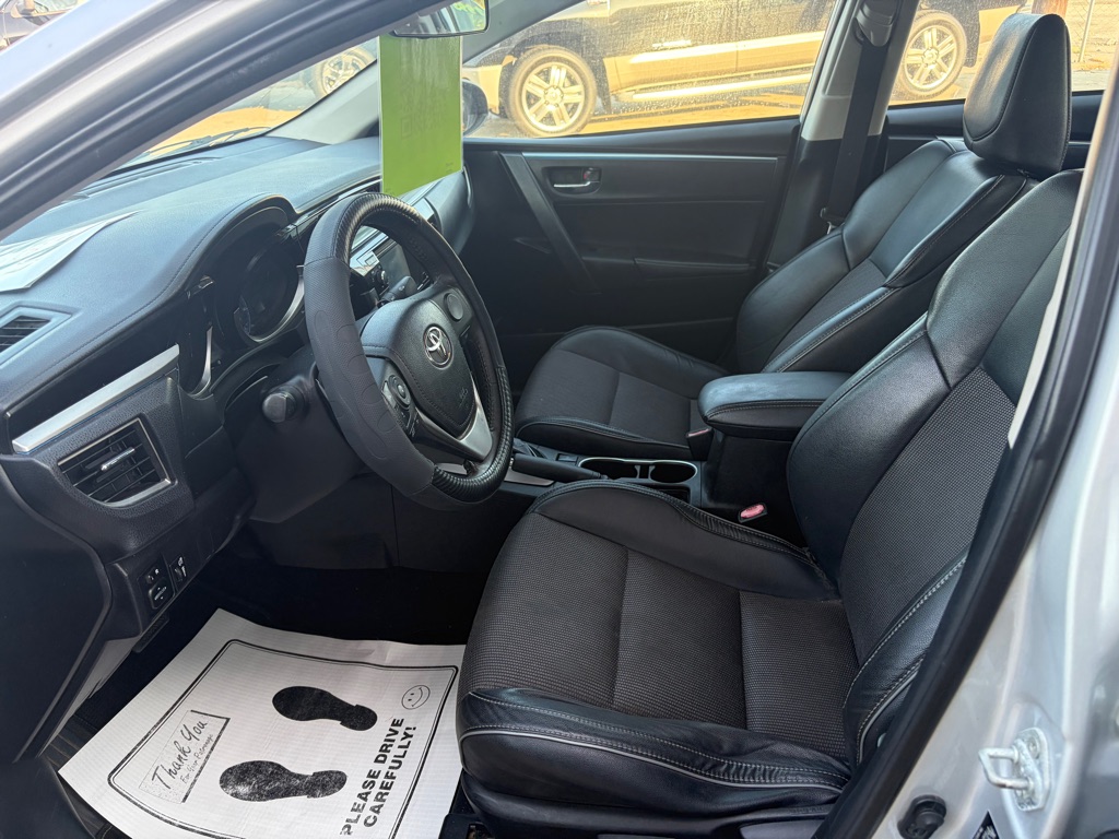 Photo 7 of this TOYOTA COROLLA