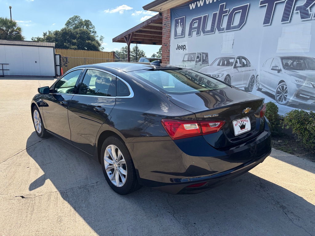 Photo 5 of this CHEVROLET MALIBU