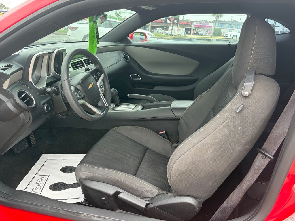 Photo 8 of this CHEVROLET CAMARO