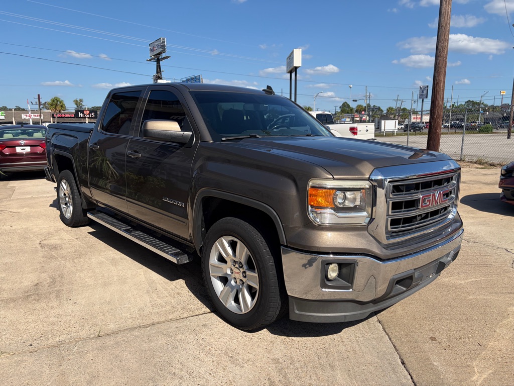 Photo 3 of this GMC SIERRA