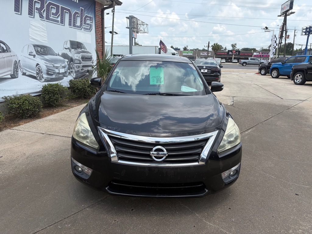 Photo 2 of this NISSAN ALTIMA
