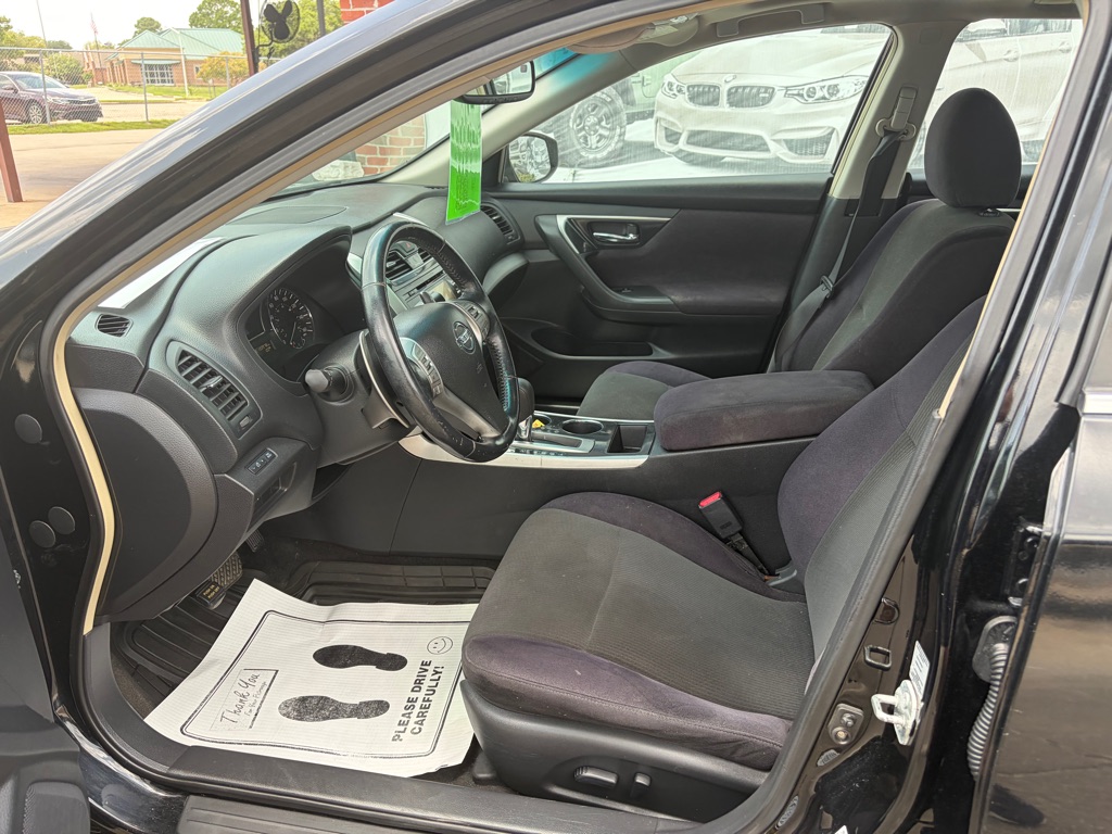 Photo 7 of this NISSAN ALTIMA