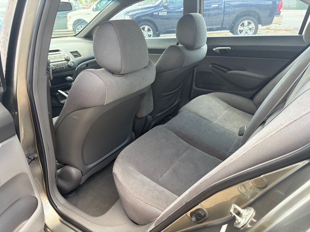 Photo 8 of this HONDA CIVIC