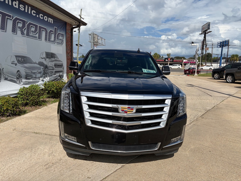 Photo 2 of this CADILLAC ESCALADE