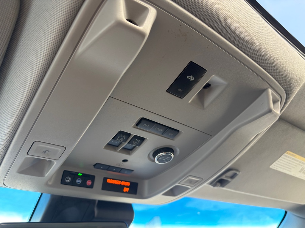 Photo 15 of this CADILLAC ESCALADE