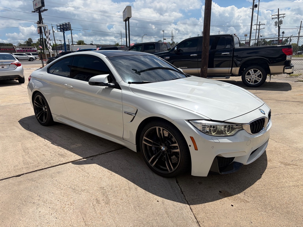 Photo 3 of this BMW M4