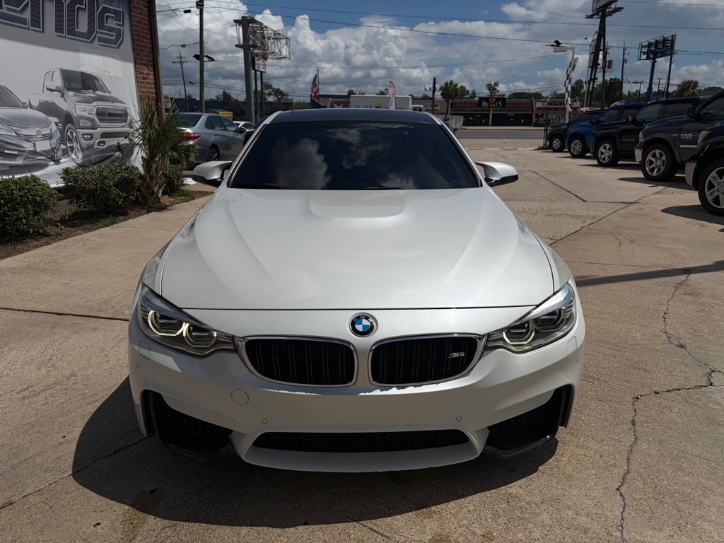 Photo 2 of this BMW M4