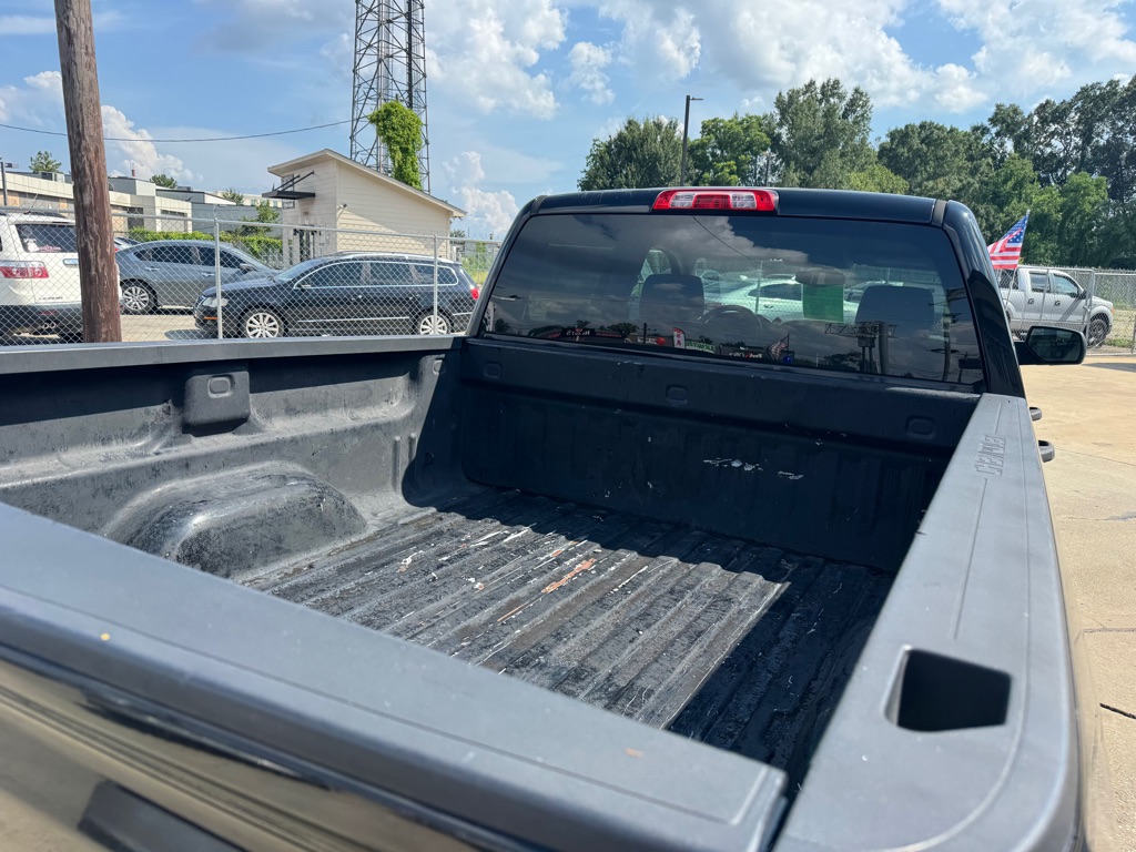 Photo 6 of this CHEVROLET SILVERADO 1500