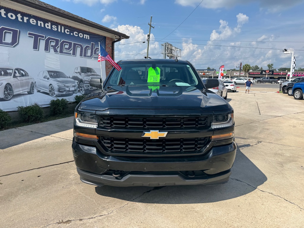 Photo 2 of this CHEVROLET SILVERADO 1500