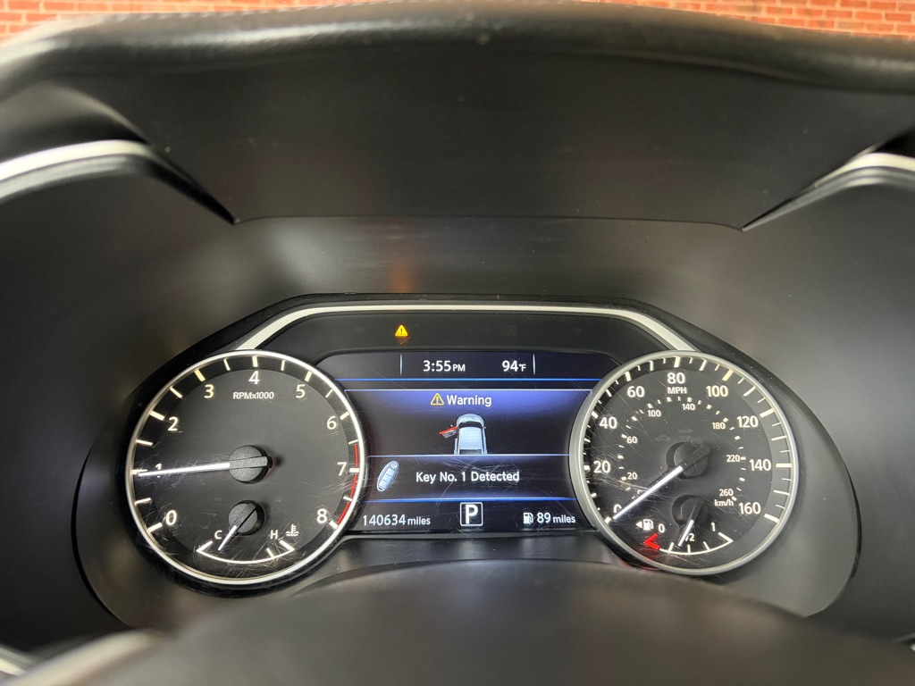 Photo 10 of this NISSAN MAXIMA