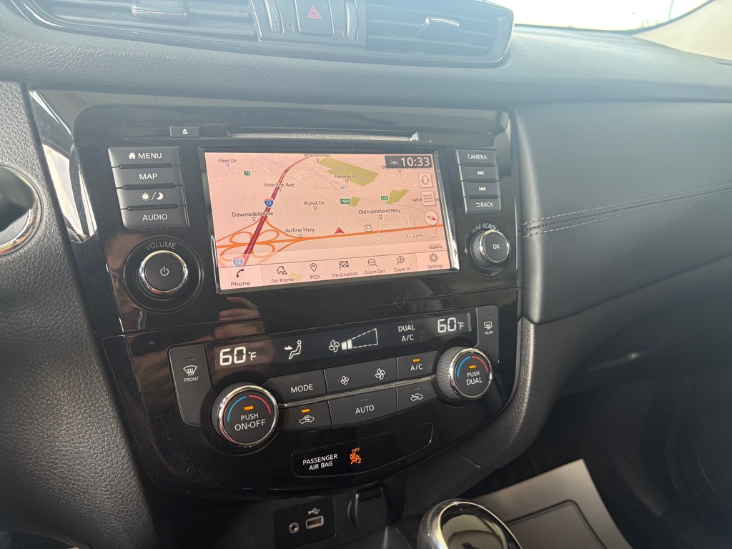 Photo 13 of this NISSAN ROGUE