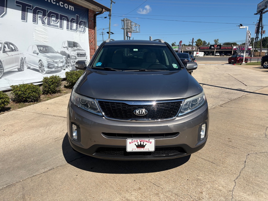 Photo 2 of this KIA SORENTO