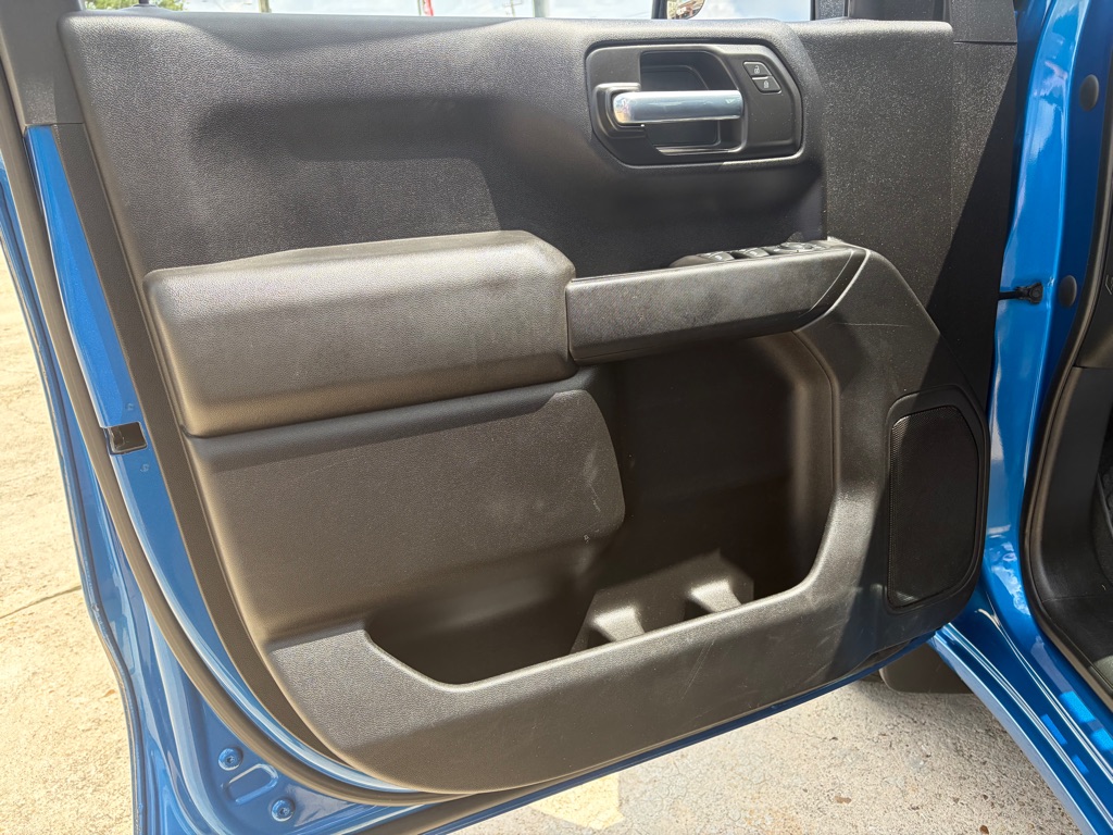 Photo 9 of this CHEVROLET SILVERADO 1500
