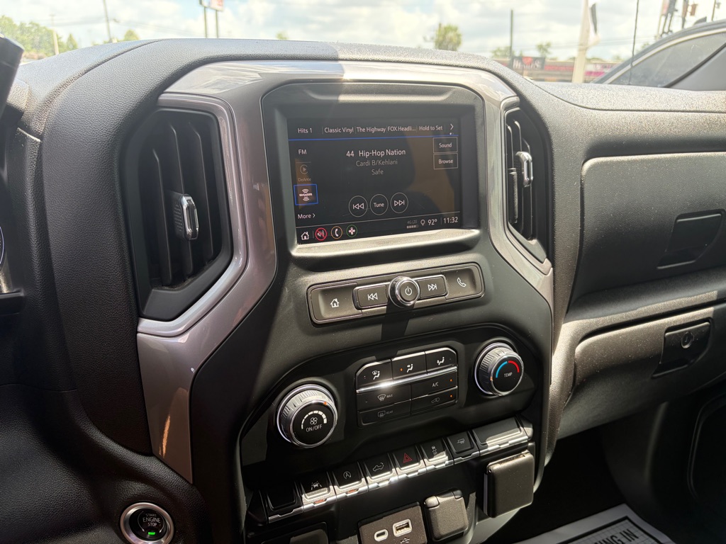 Photo 11 of this CHEVROLET SILVERADO 1500
