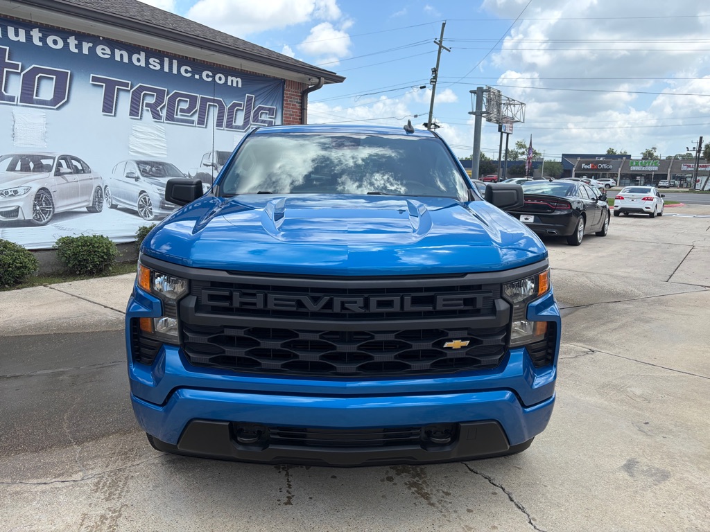 Photo 2 of this CHEVROLET SILVERADO 1500