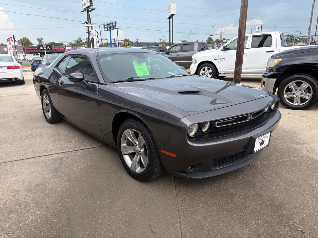 Photo 3 of this DODGE CHALLENGER