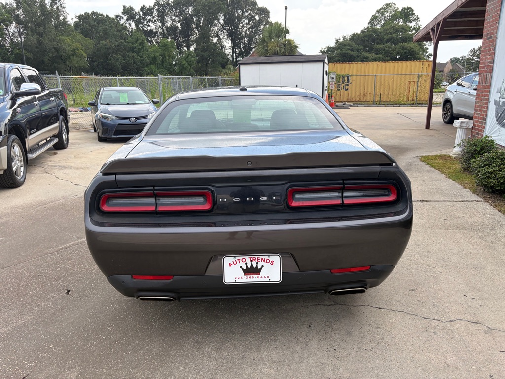 Photo 6 of this DODGE CHALLENGER