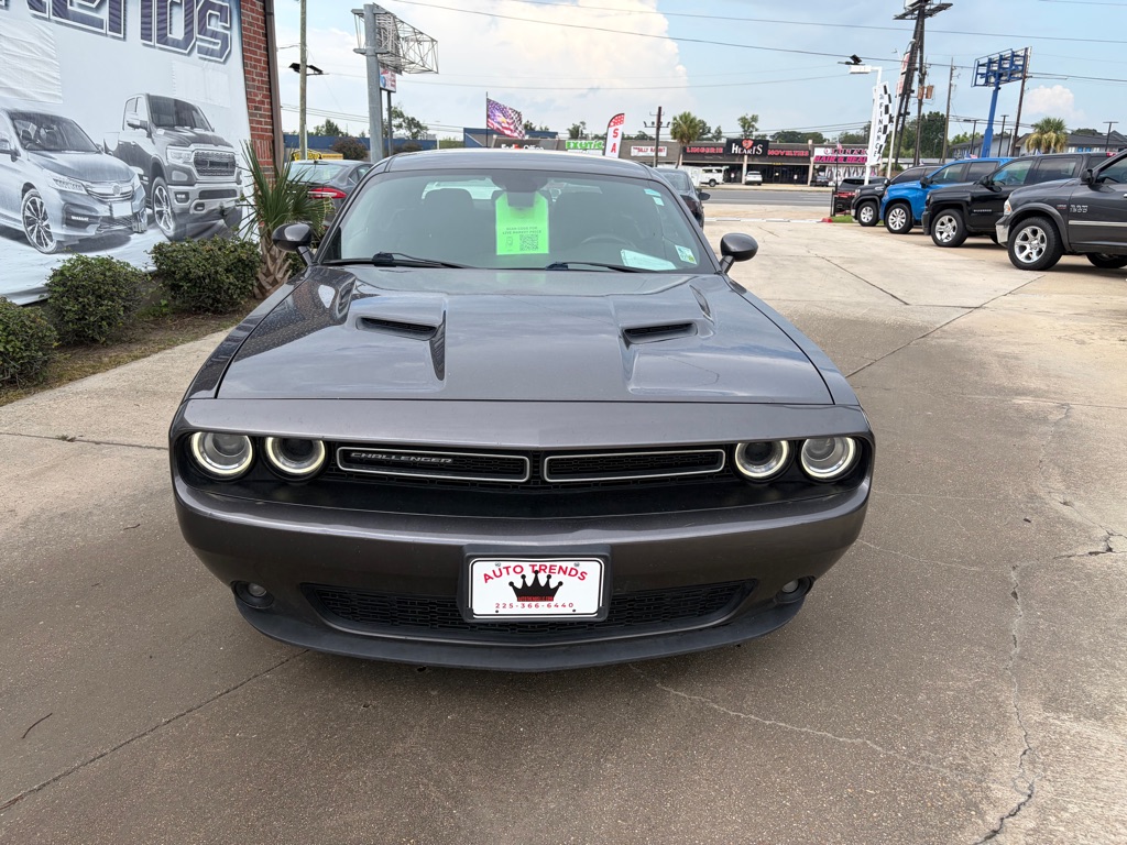 Photo 2 of this DODGE CHALLENGER