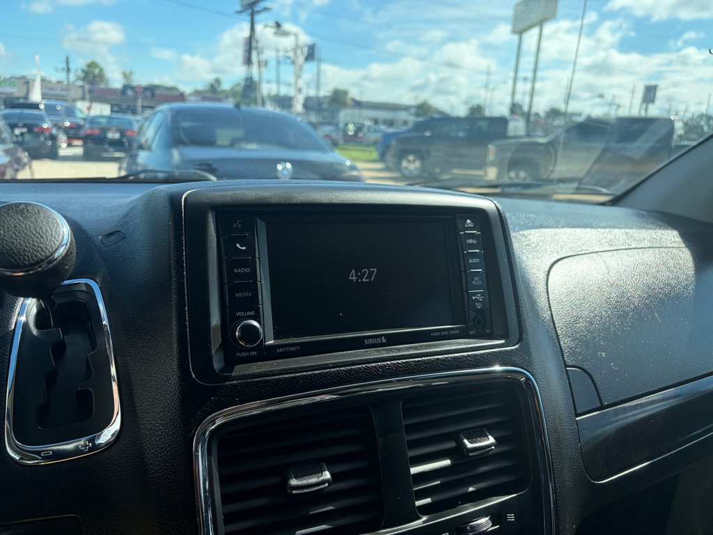 Photo 16 of this DODGE GRAND CARAVAN
