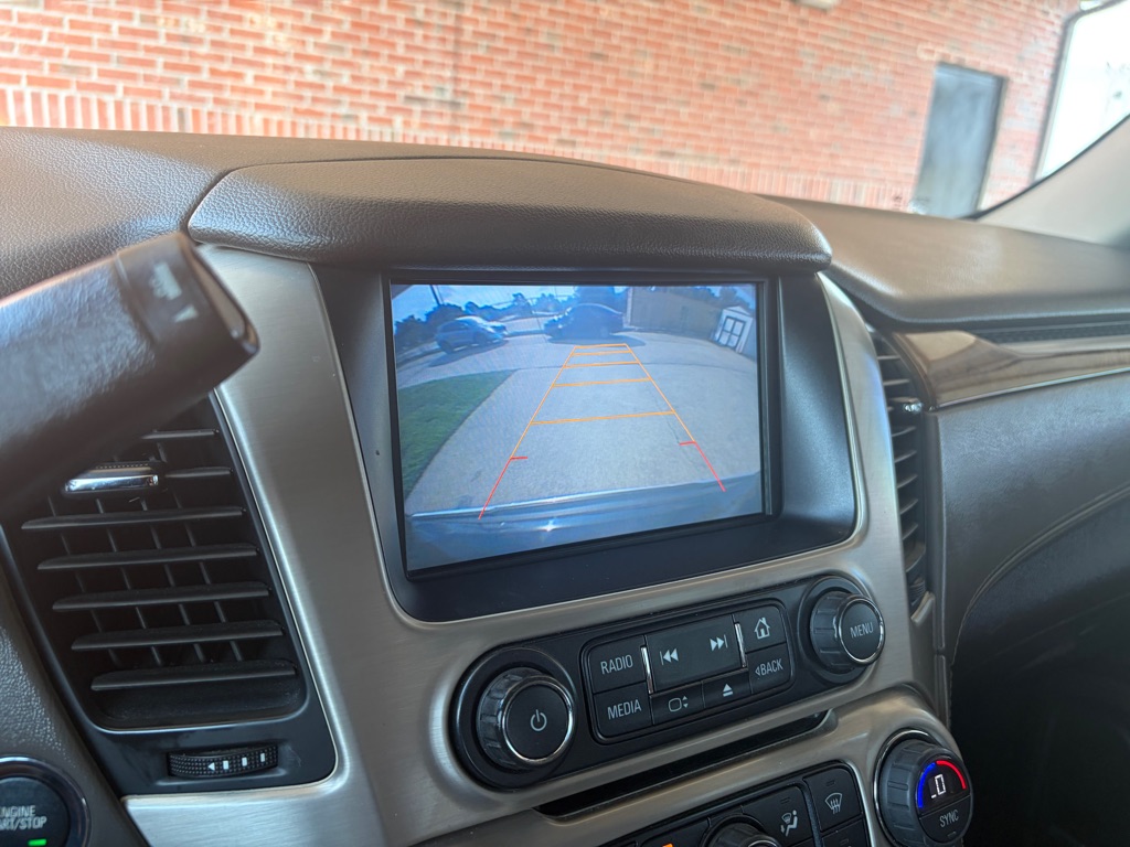 Photo 11 of this GMC YUKON