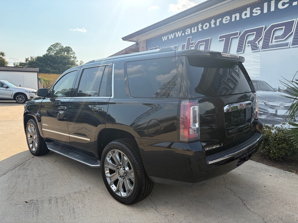 Photo 5 of this GMC YUKON