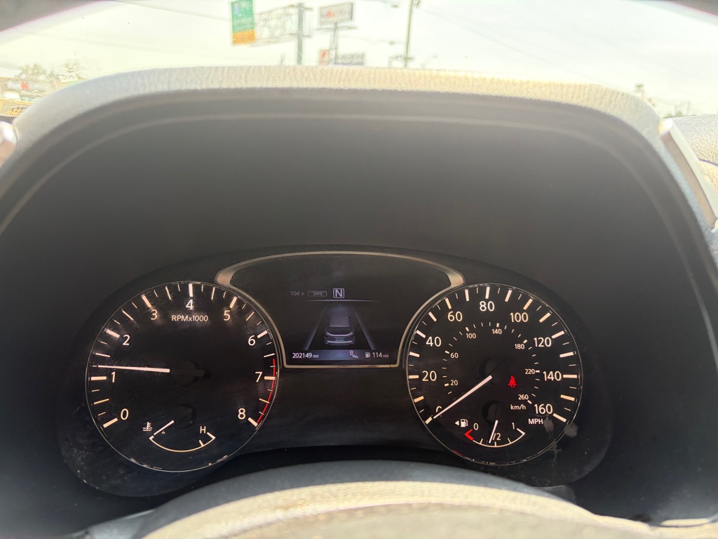 Photo 10 of this NISSAN PATHFINDER