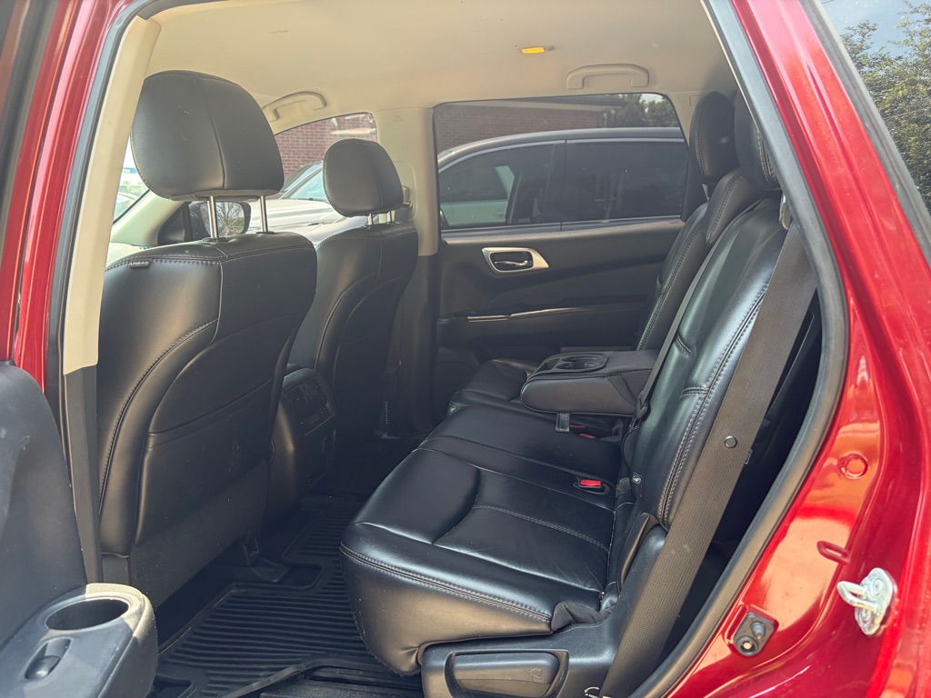 Photo 7 of this NISSAN PATHFINDER