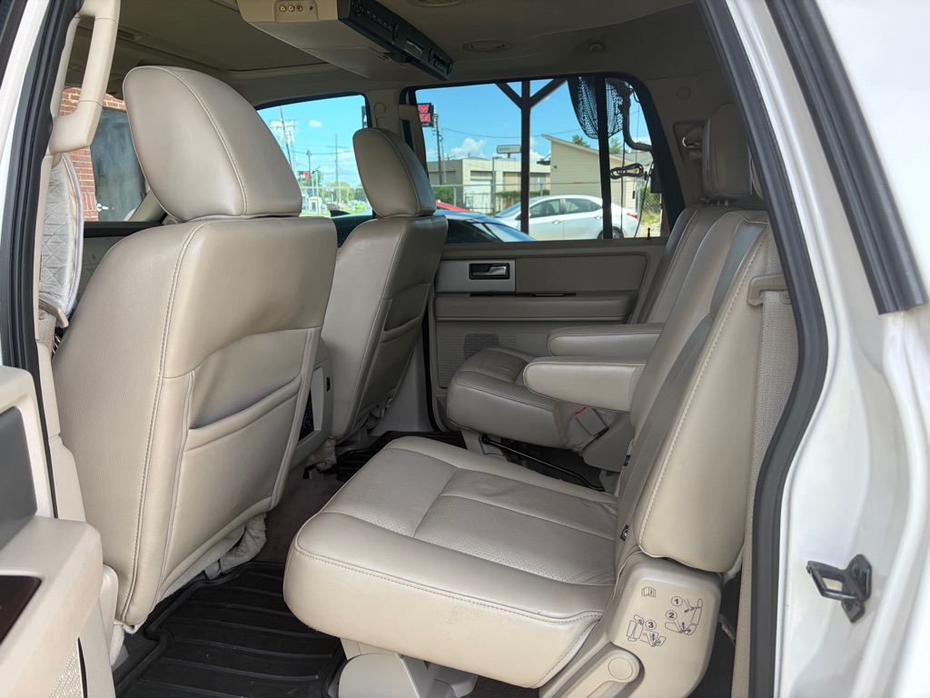 Photo 7 of this FORD EXPEDITION