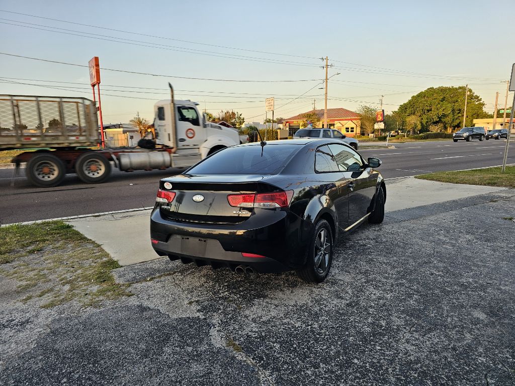 Photo 3 of this KIA FORTE