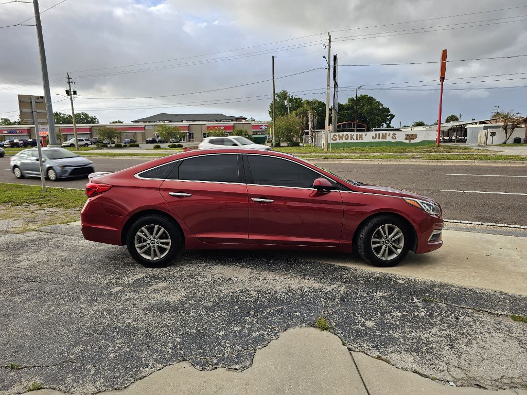 Photo 2 of this HYUNDAI SONATA