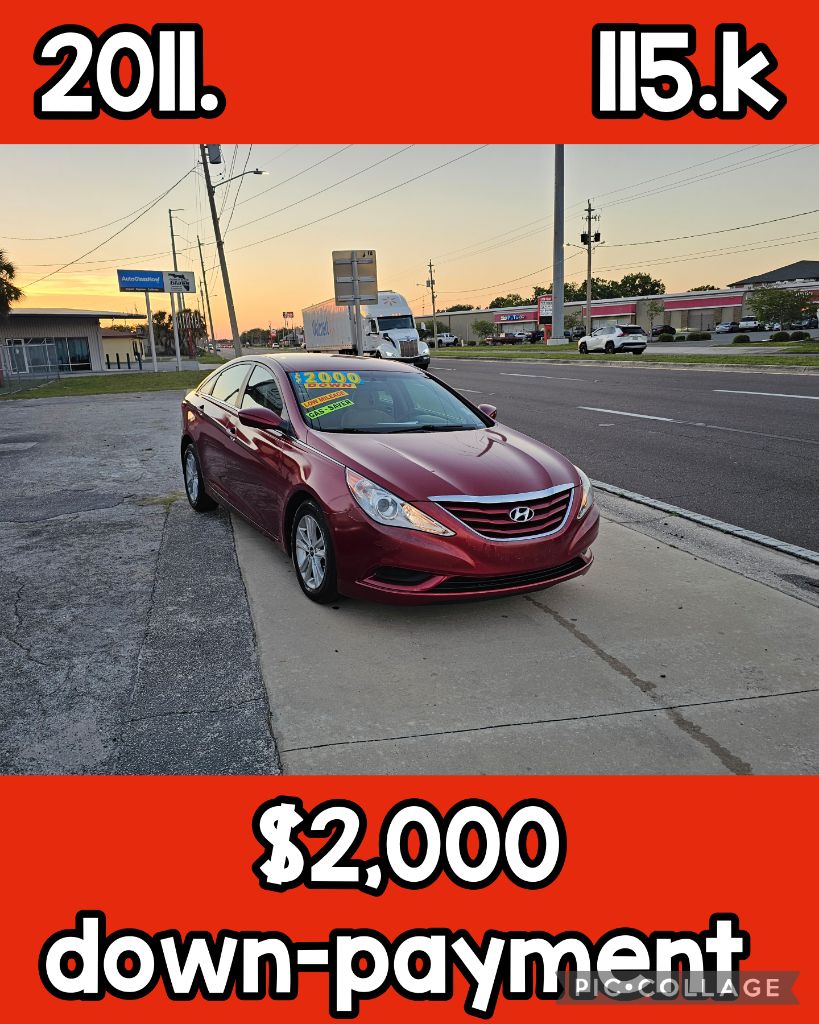 2011 HYUNDAI SONATA