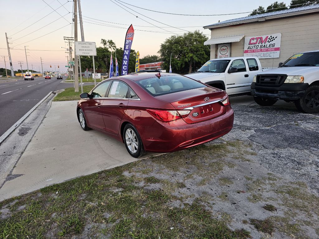 Photo 4 of this HYUNDAI SONATA