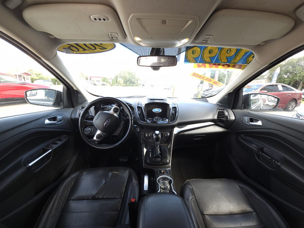 Photo 9 of this FORD ESCAPE