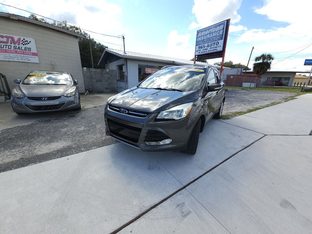 Photo 6 of this FORD ESCAPE