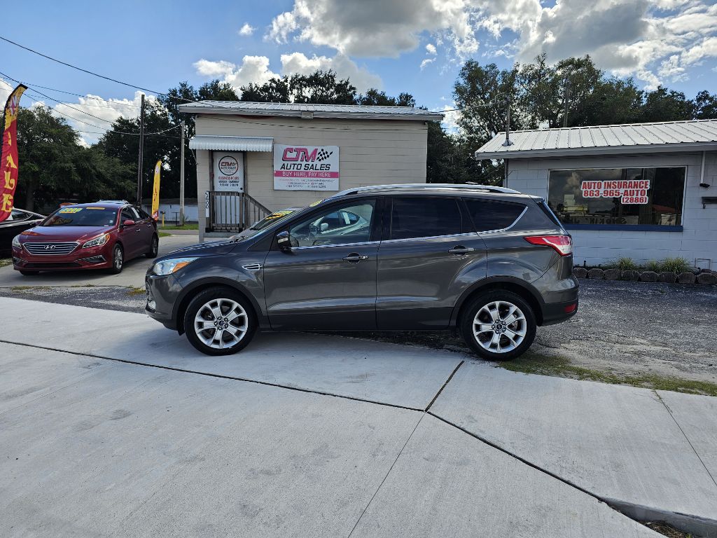 Photo 5 of this FORD ESCAPE